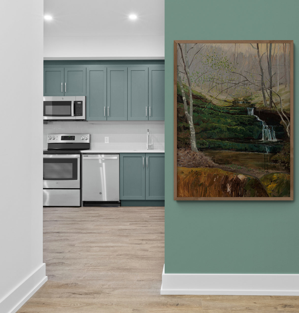 Водопад в гората